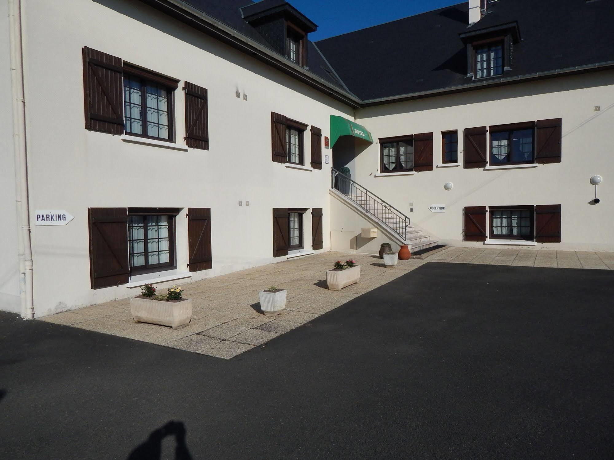 Contact Hôtel du Relais Thouars Exterior foto